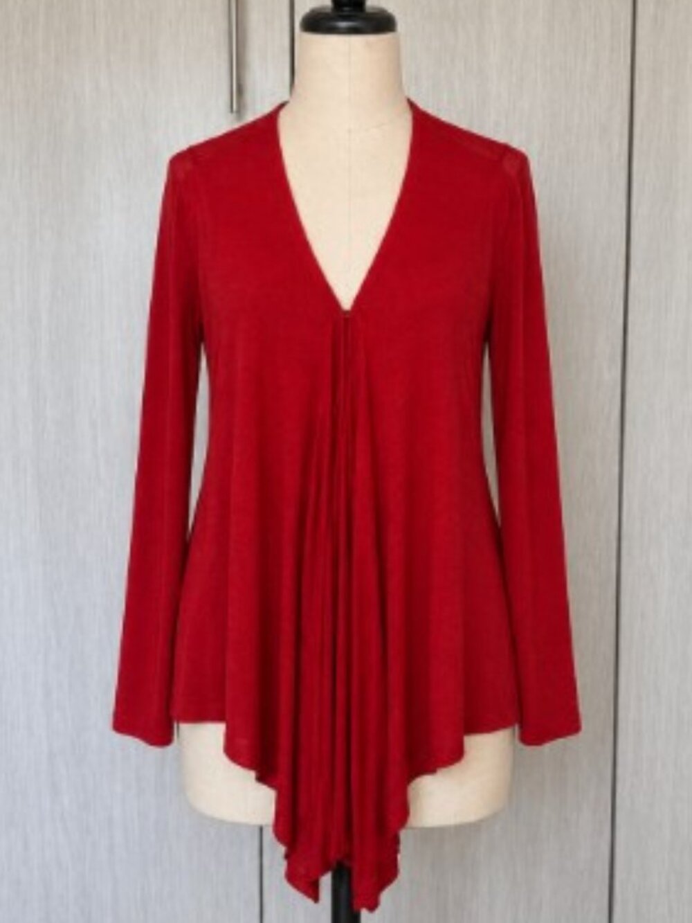 Guinevere by Anthropologie Cascade Cardigan in Red, Size Medium